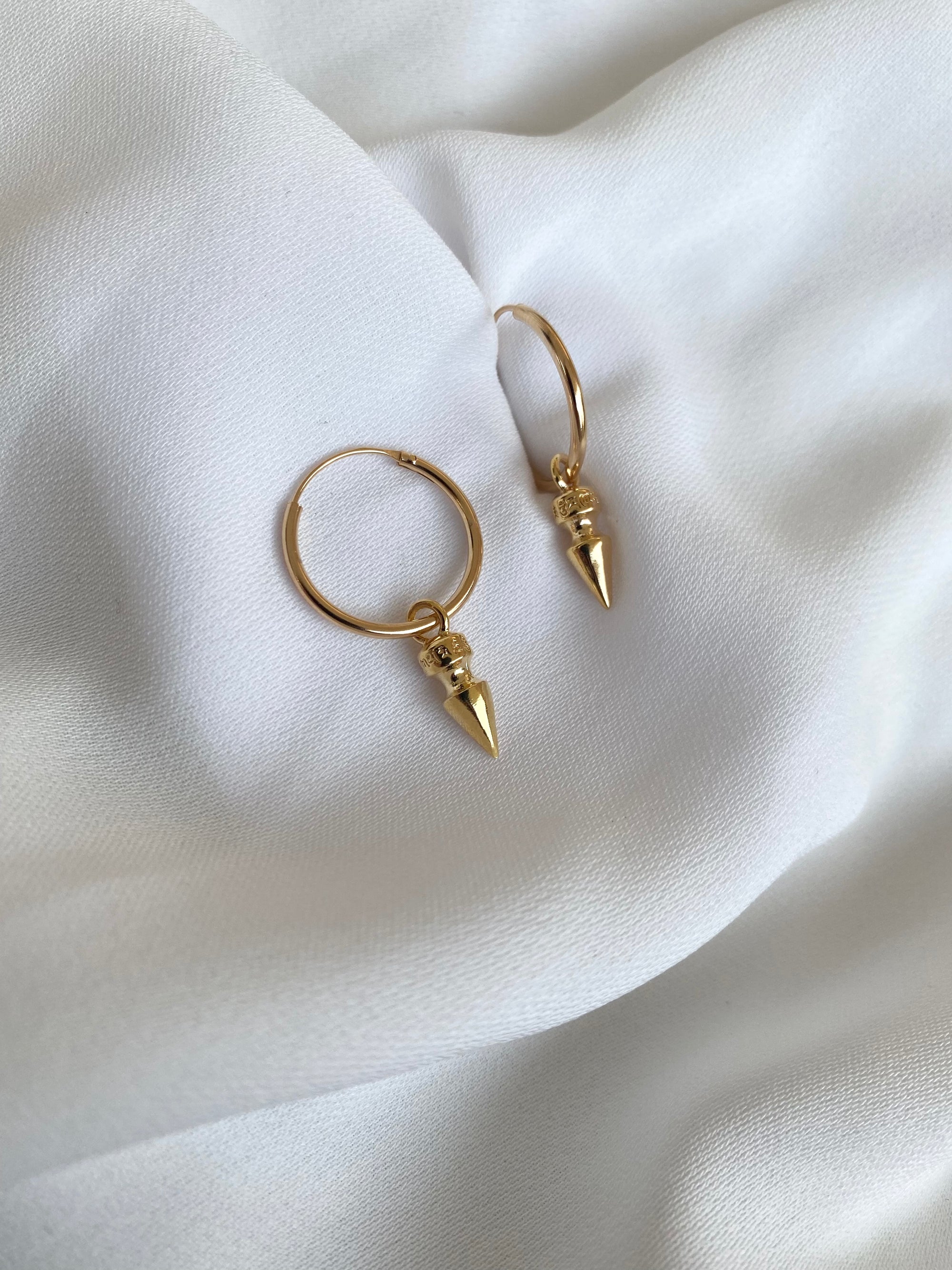עגילי NOY GOLD